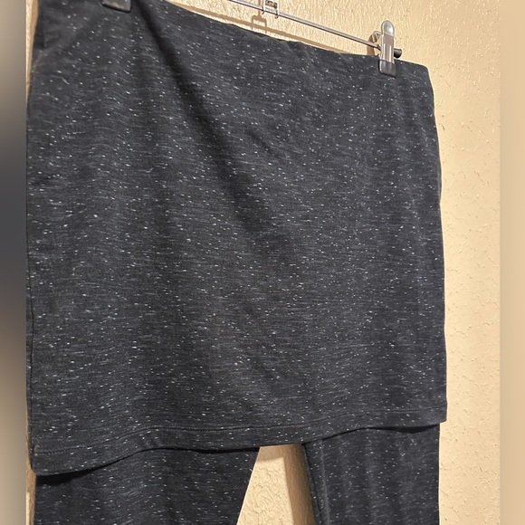 Cabi Leggings Skirt Size Small Pull On‎ Stretchy - Picture 4 of 8